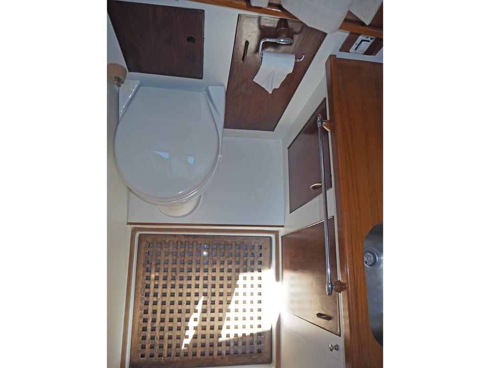 Salon, H&eacute;bergements